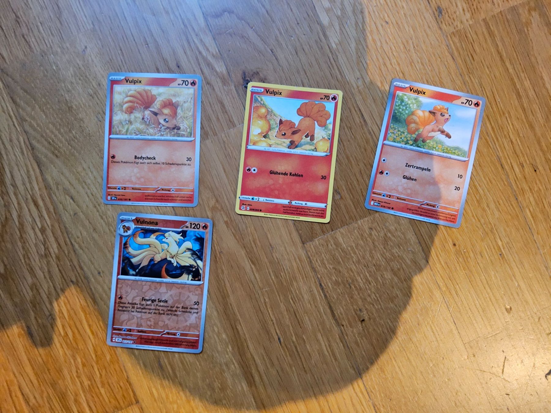 Pokémon Carte collezionabili: Pokemon Vulpix und Vulnona – Nuovo (secondo la descrizione) da Freudwil venduto da freny24
