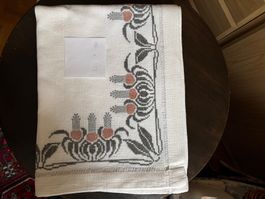 Tovaglia vintage ricamata a mano,180x132cm