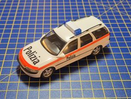 Opel Vectra B Gemeindepolizei Tenero 1:43