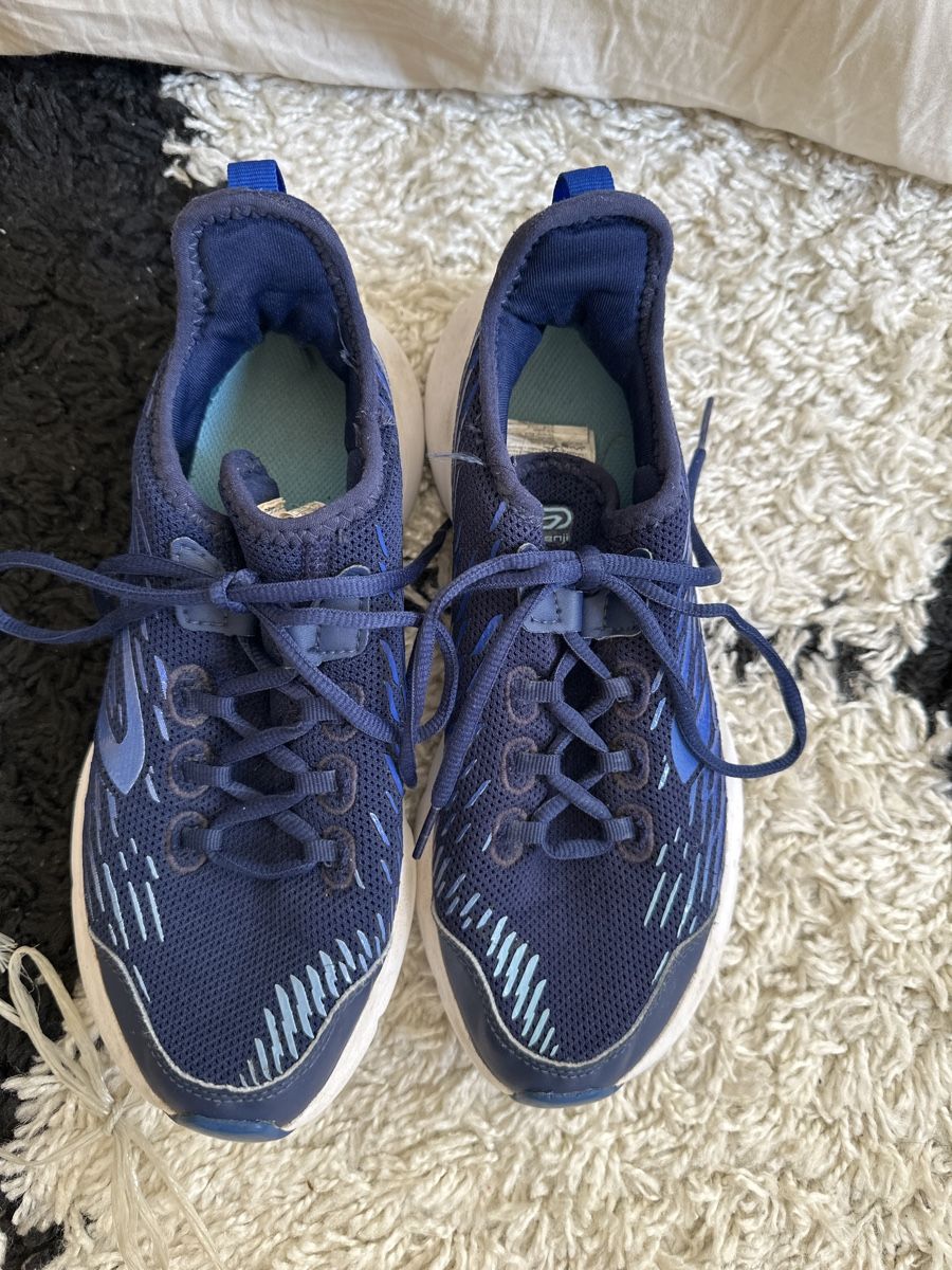 Herrenschuhe: Running Kalenji 37 – Gebraucht aus Le Mont sur Lausanne von butterfly67 1