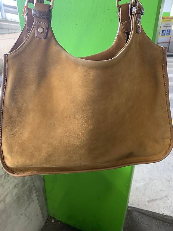 Longchamp Sacs femmes: Äusserst gepflegte Original Longchamp Ledertasche – D'occasion à Rothrist par Oddymanliane 4