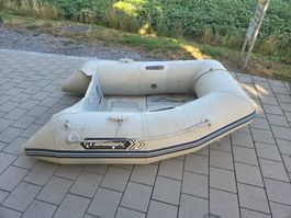 Professionelles Schlauchboot