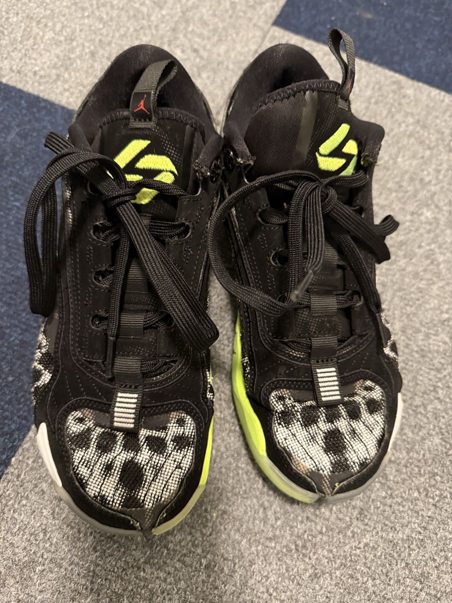 Nike Scarpe per ragazzi: Nike Schuhe, Grösse 38.5 – Usato da Zuerich venduto da mjaudm 1
