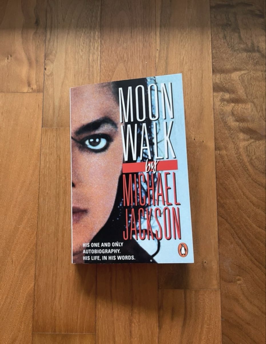 Bücher: Michael Jackson Buch Moonwalk Biografie – Gebraucht aus Zürich von latina_pocahontas