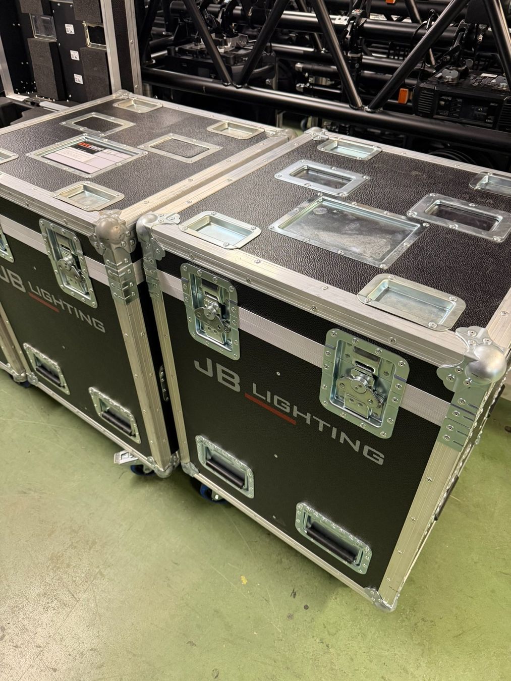 Casse di trasporto: Amptwon 2er-Case für JB Lighting P12 oder P15 – Usato da Gossau SG venduto da inf_777z