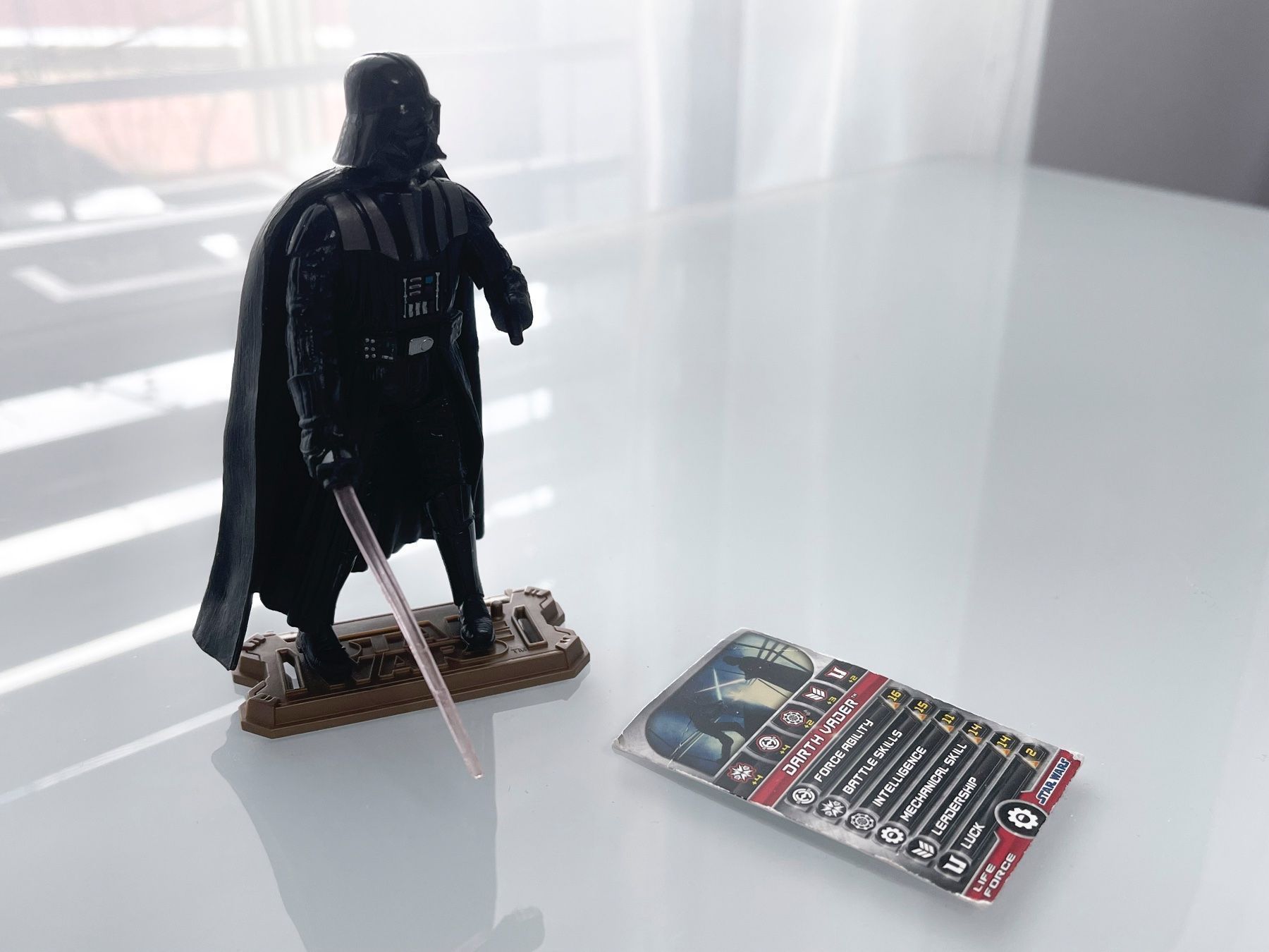 Hasbro Figuren: Hasbro Star Wars Darth Vader – Gebraucht aus Reinach BL von Graphix
