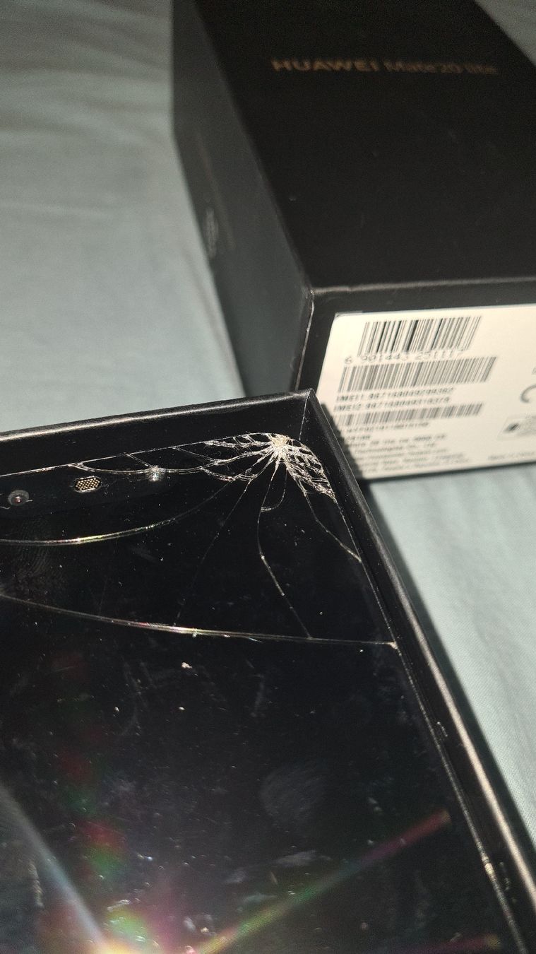 Huawei Handys / Smartphones: Huawei Mate 20 lite black dual sim – Gebraucht aus Schneisingen von adrian.mathis 1