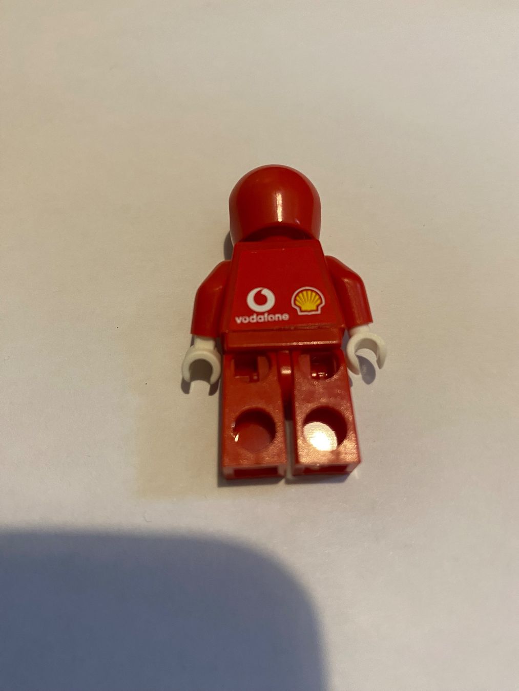 Lego Baukästen: F1 Ferrari Pit Crew Member - with Vodafone Shell Torso Lego – Gebraucht aus Eschlikon TG von ArtRecBrick 1