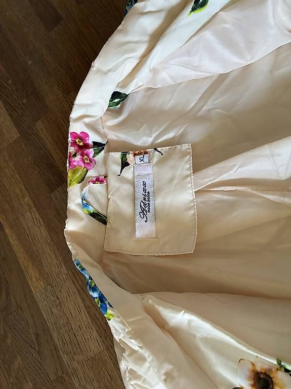 Vestes: Jacke – D'occasion à Fribourg par cassis2012 3