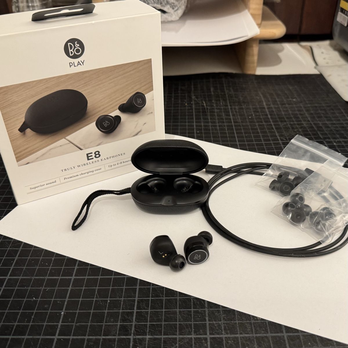 Bang & Olufsen Cuffie: Bang & Olufsen BeoPlay E8 1.0 – Nuovo (secondo la descrizione) da Reinach BL venduto da noah_mith 6