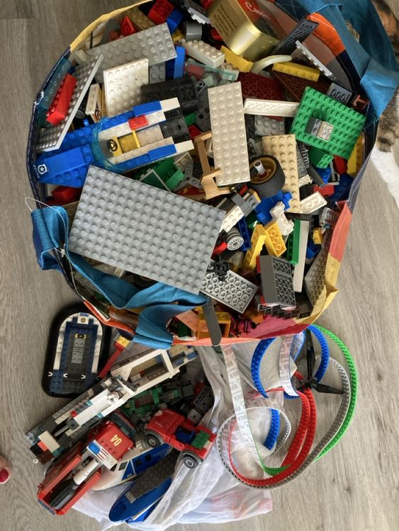 Lego Giocattoli: Lego 12 Kilo – Usato da Urtenen-Schönbühl venduto da Piannai