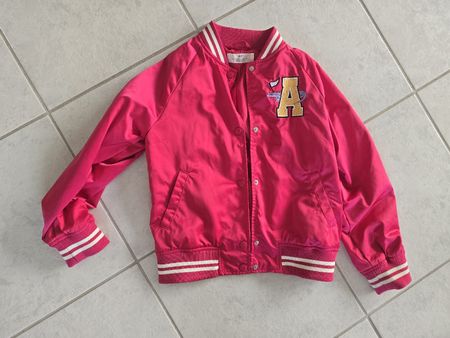 Jacke NEU Gr 134/140