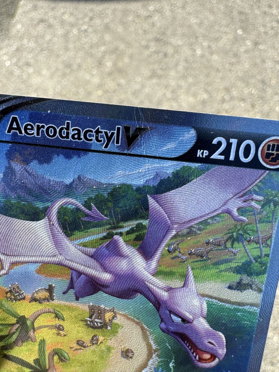 Pokémon Carte collezionabili: Aerodactyl V LOR180 DE - Lost Origin Verlorener Ursprung – Usato da Wil SG venduto da Prof.Eich 2