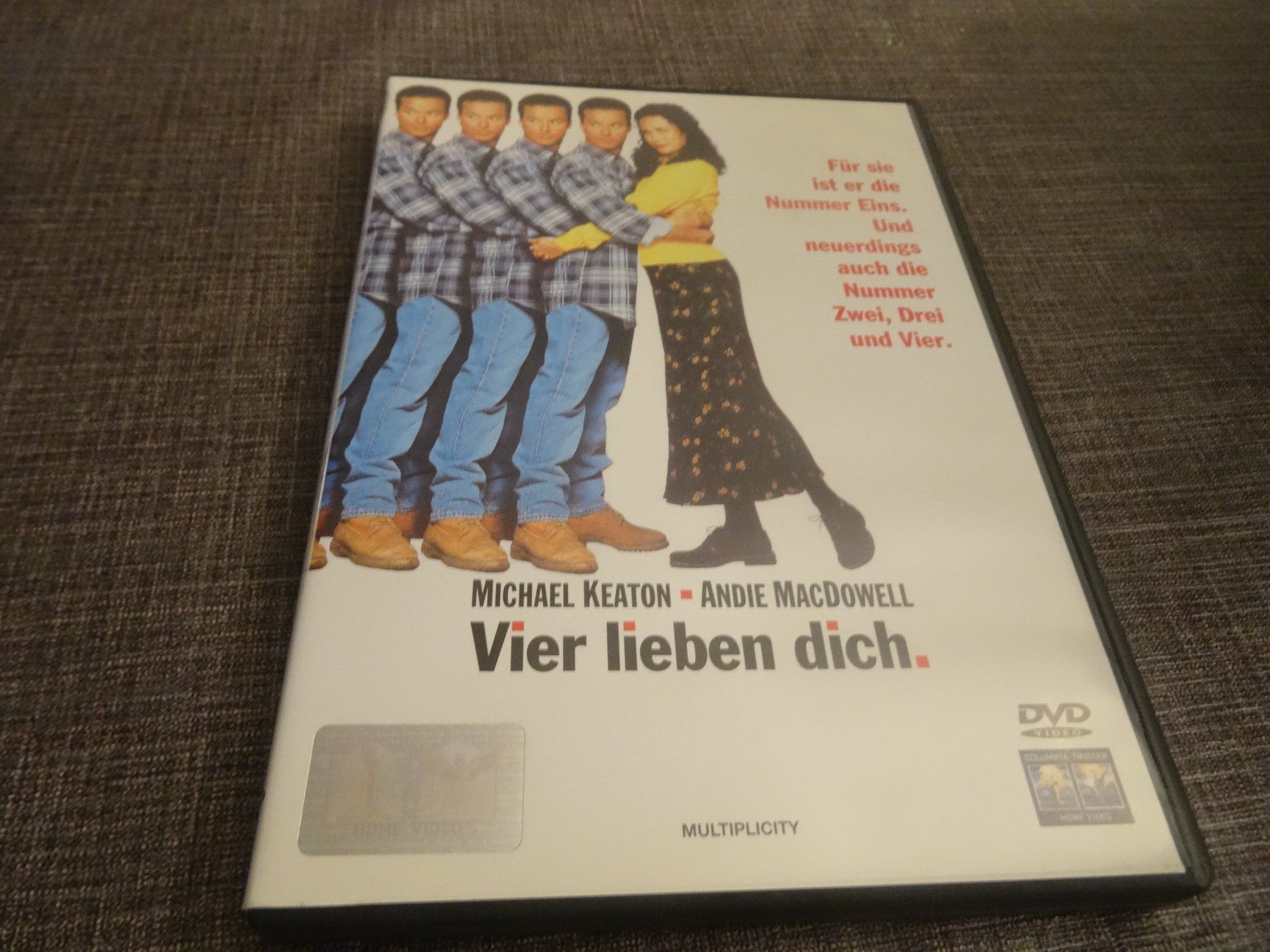 Alle DVDs: DVD Vier lieben dich, Michael Keaton – Gebraucht aus Olten von Disc-Verkauf