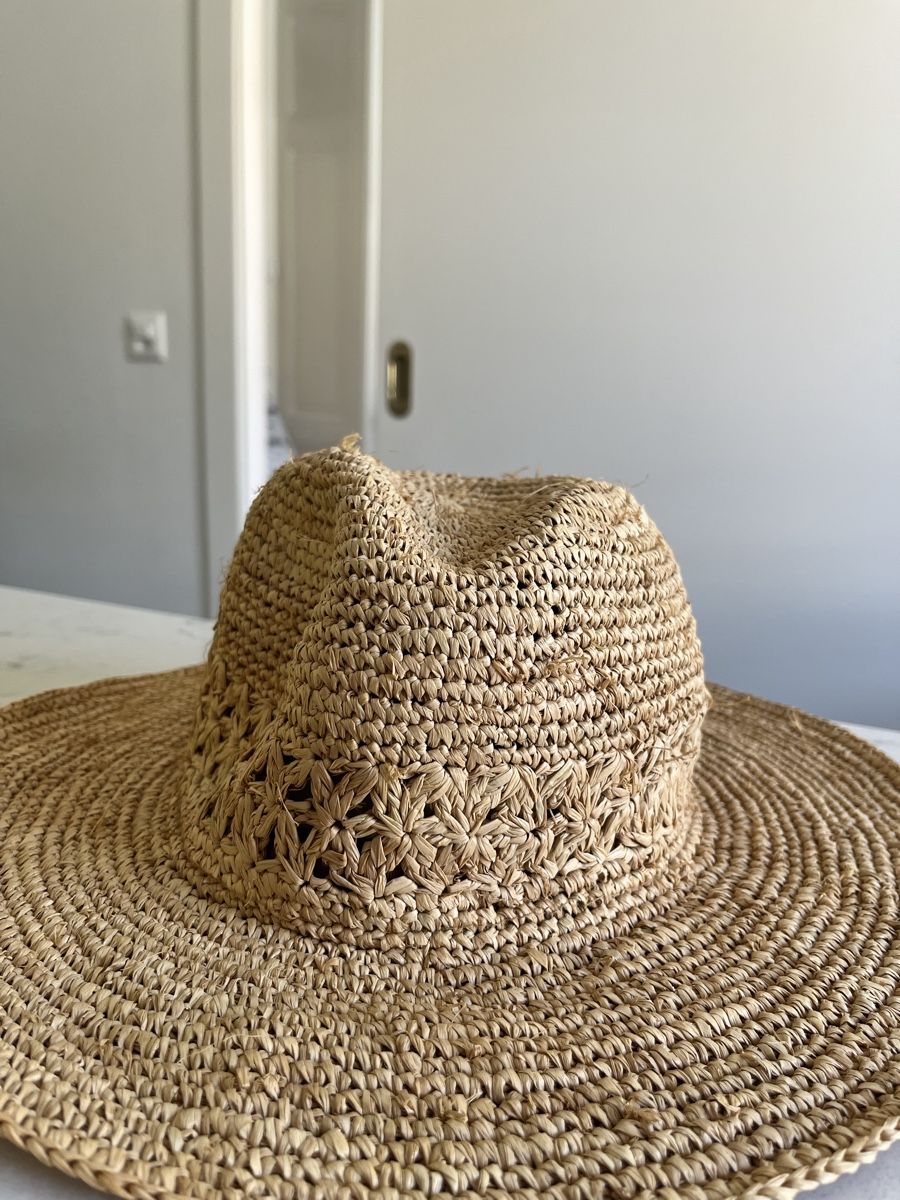Zara Copricapi, berretti & cappellini: Zara Stylish Straw Summer Hat, Head Size 56cm aprox – Usato da Mies venduto da nic_yk5d 1