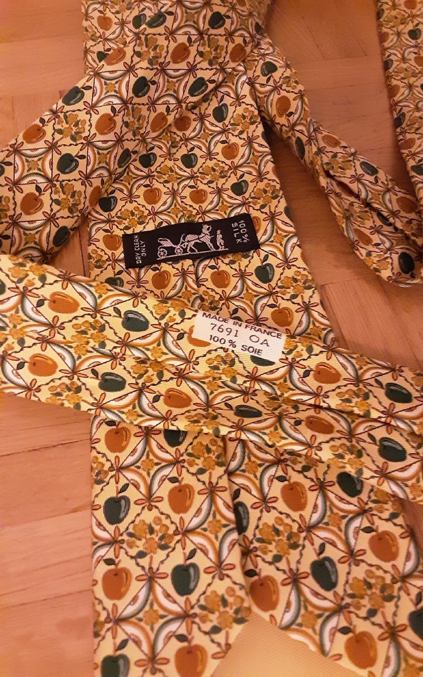Hermès Cravatte: Hermes cravate soie, comme neuve – Nuovo (secondo la descrizione) da Neuchâtel venduto da Virgule50 4
