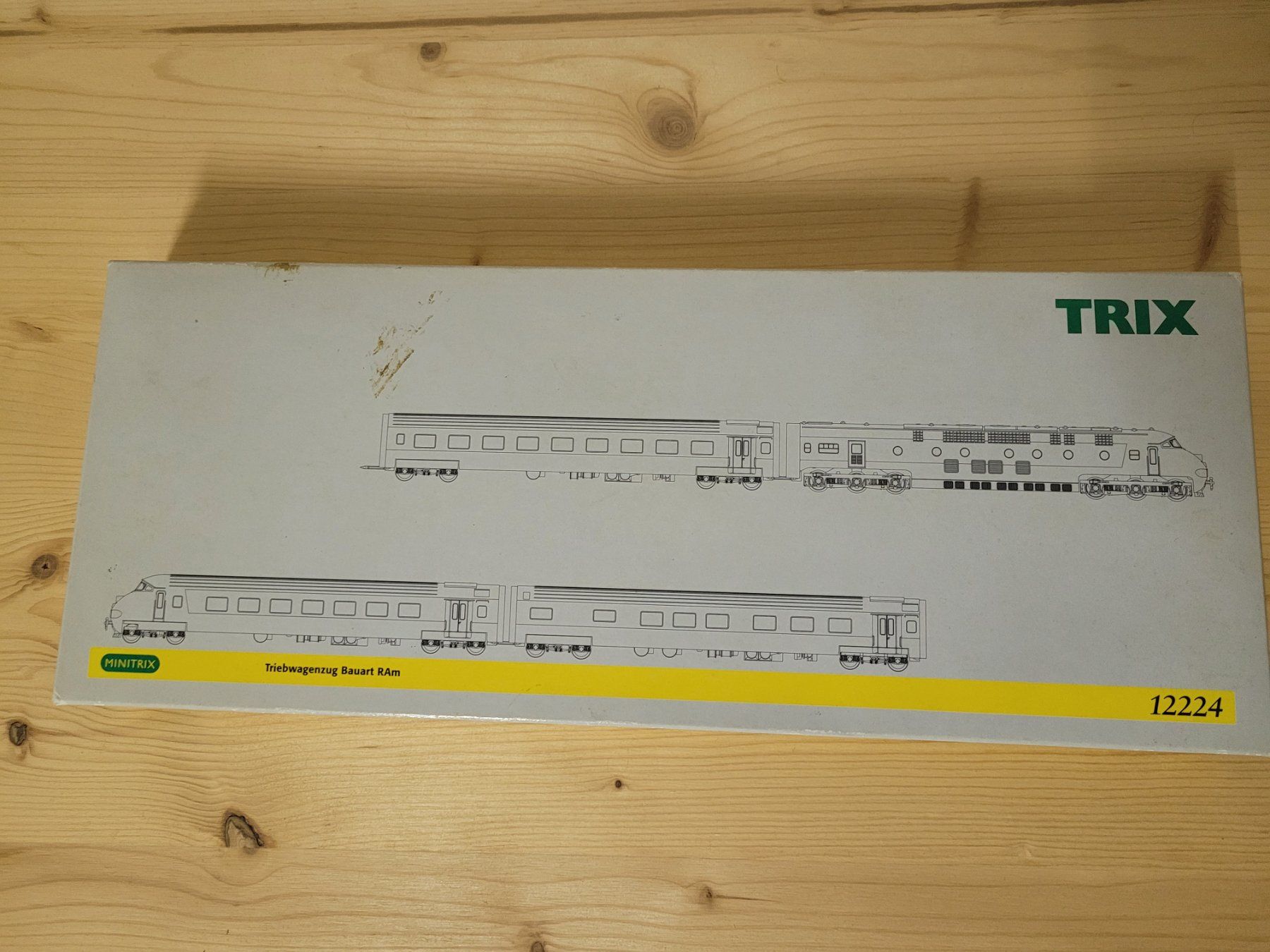 Trix Modelleisenbahnen: TEE - Zug 4teilig Spur n – Gebraucht aus Gempenach von moudi60 5