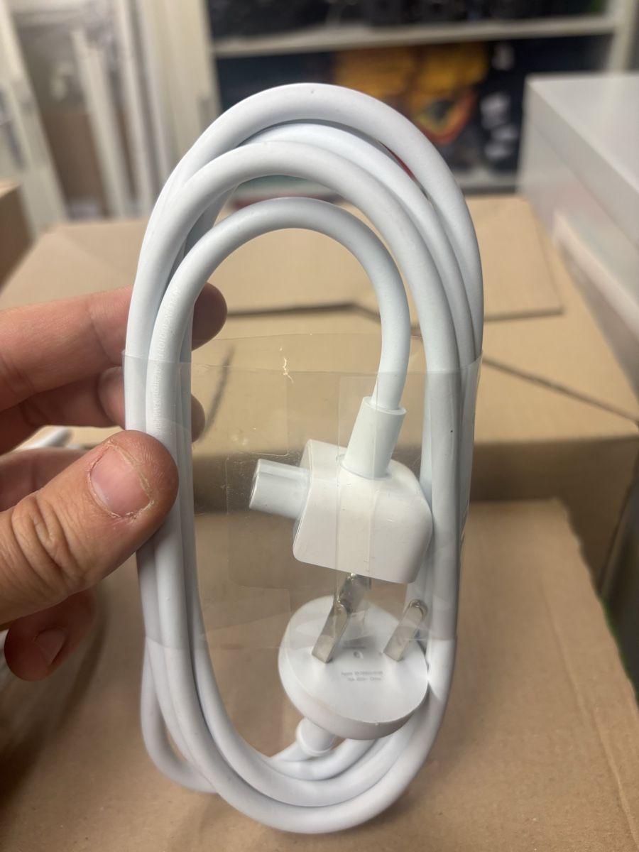 Apple Kabel: Apple US 3-prong grounded “duckhead” adapter – Neu (gemäss Beschreibung) aus Lausanne von ali_eddine 1