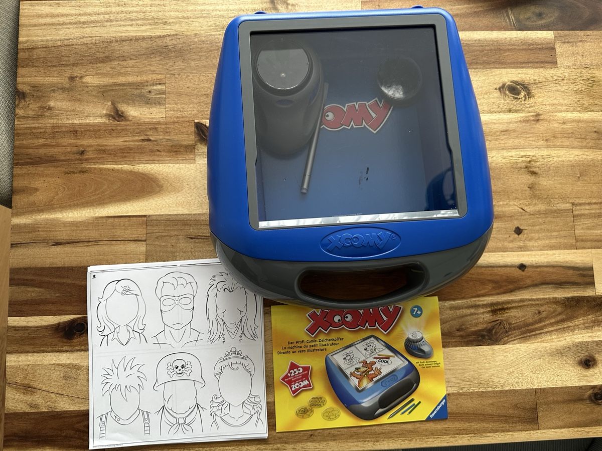 Ravensburger Giocattoli: Xoomy- Ravensburger - Profi - Comic - Zeichenkoffer – Usato da Fällanden venduto da Spirito19