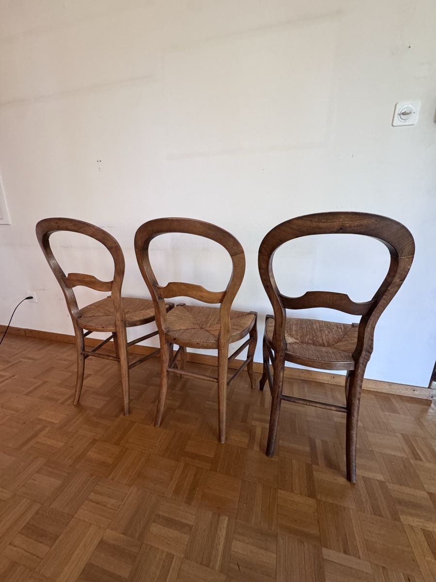 Sedie: 3 schöne Antike Stühle – Usato da Zürich venduto da 2013tg 1