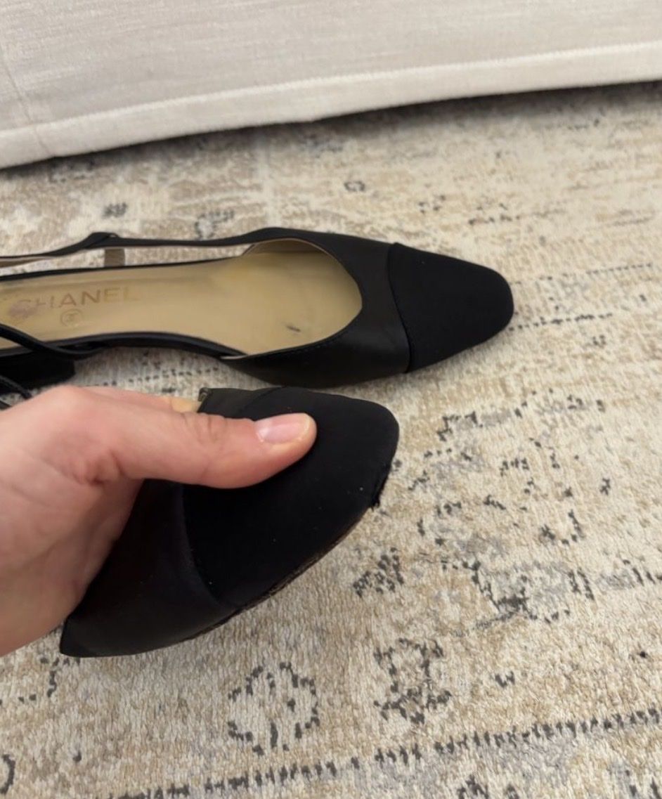 Damenschuhe: Leather Black Slick Back Shoes Size 40 – Gebraucht aus Horgen von len_qjz9 2