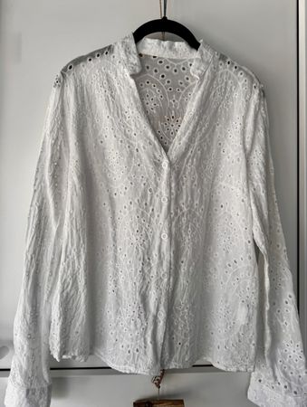 Chemisier d'été blanc en broderie anglaise, taille M