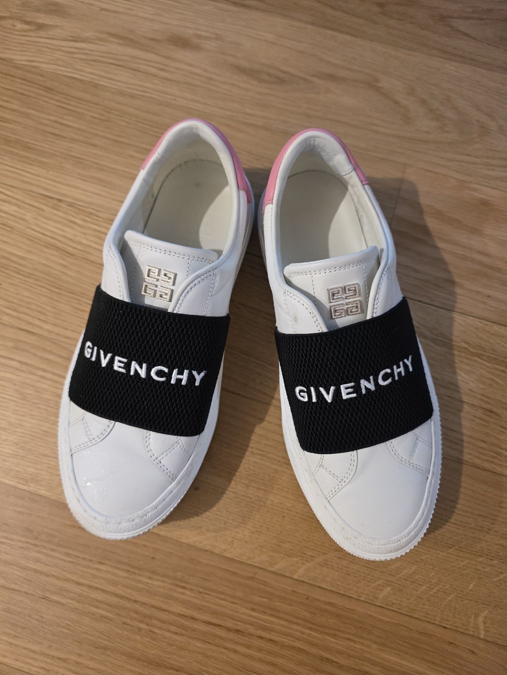 Givenchy Scarpe da donna: Givenchy Sneaker, Grösse 37, Top Zustand – Nuovo (secondo la descrizione) da Bassersdorf venduto da Sanjam_s 3