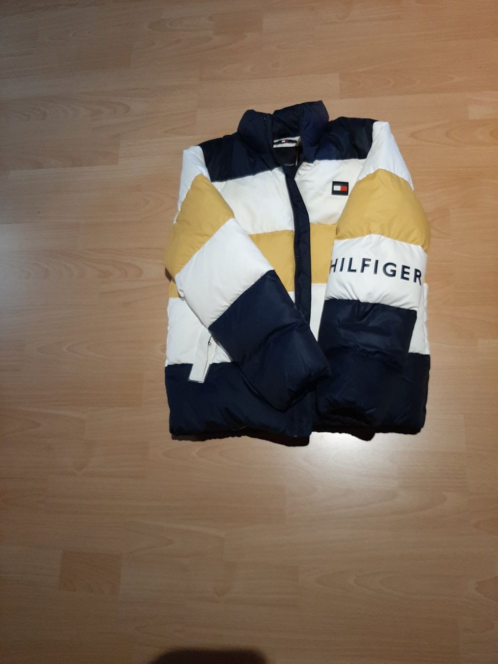 Tommy Hilfiger Giacche: Winterjacke Tom Hilfieger Gr.152 – Nuovo (secondo la descrizione) da Schwanden GL venduto da Andy-74 5