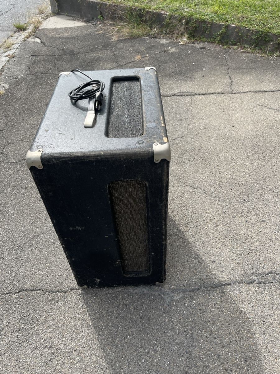 Fender Amplificatori: Lautsprecherbox (Speaker Cabinet) Fender – Usato da Gams venduto da Akgams