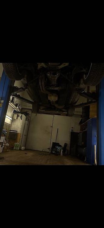 Hebebühne & Wagenheber: 2 Säulen Autolift S Lift 3000 kg/400V  – Gebraucht aus Wettingen von ELLA39