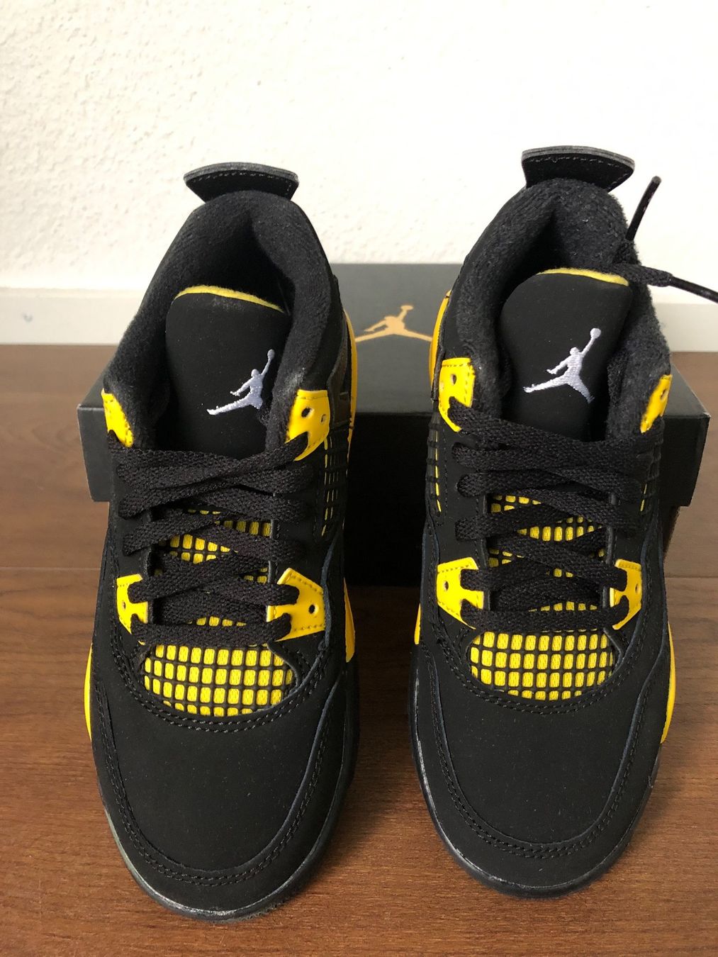 Nike Scarpe per ragazzi: Nike Jordan 4 Thunder (PS) EU31.5 – Nuovo e nell'imballaggio originale da Baar venduto da tortuga72 1