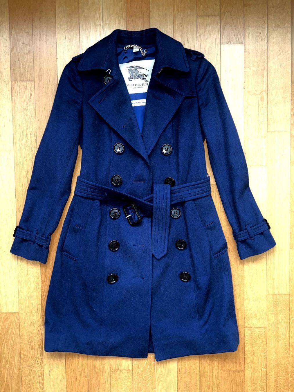 Burberry Cappotti: Luxus Burberry Damen Kaschmirmantel – Usato da Luzern venduto da schuhparadies159 1