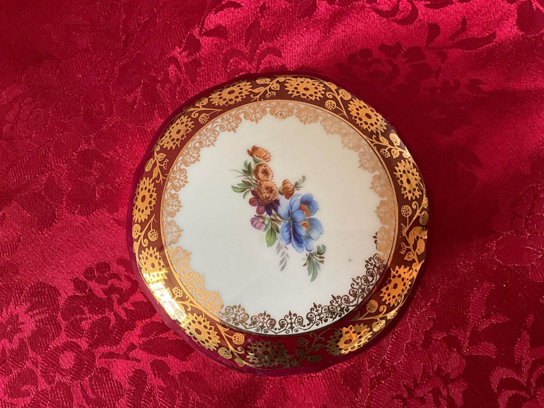 Tutte le decorazioni: Porzellandose Limoges – Usato da Zuzwil SG venduto da Malbun11