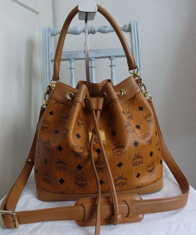 Original MCM Bucket Bag (Gebraucht) in für CHF 225 – mit Lieferung auf ...