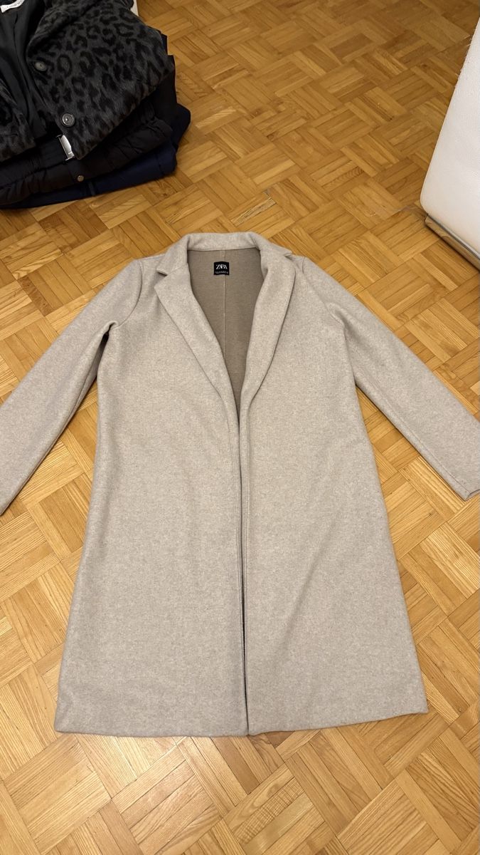 Zara Cappotti: Zara Mantel – Usato da Olten venduto da Elifsu