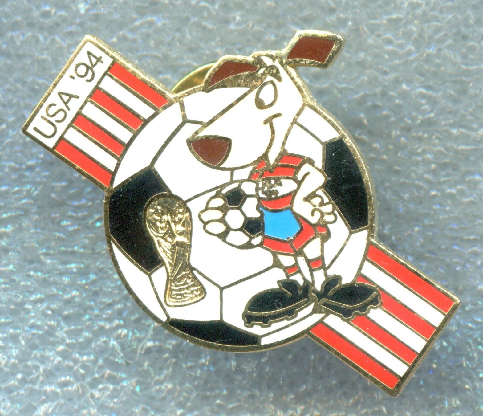 Fifa Plaketten & Abzeichen: FIFA  WM '94 USA  Maskottchen – Gebraucht aus Winterthur von Sammleroase