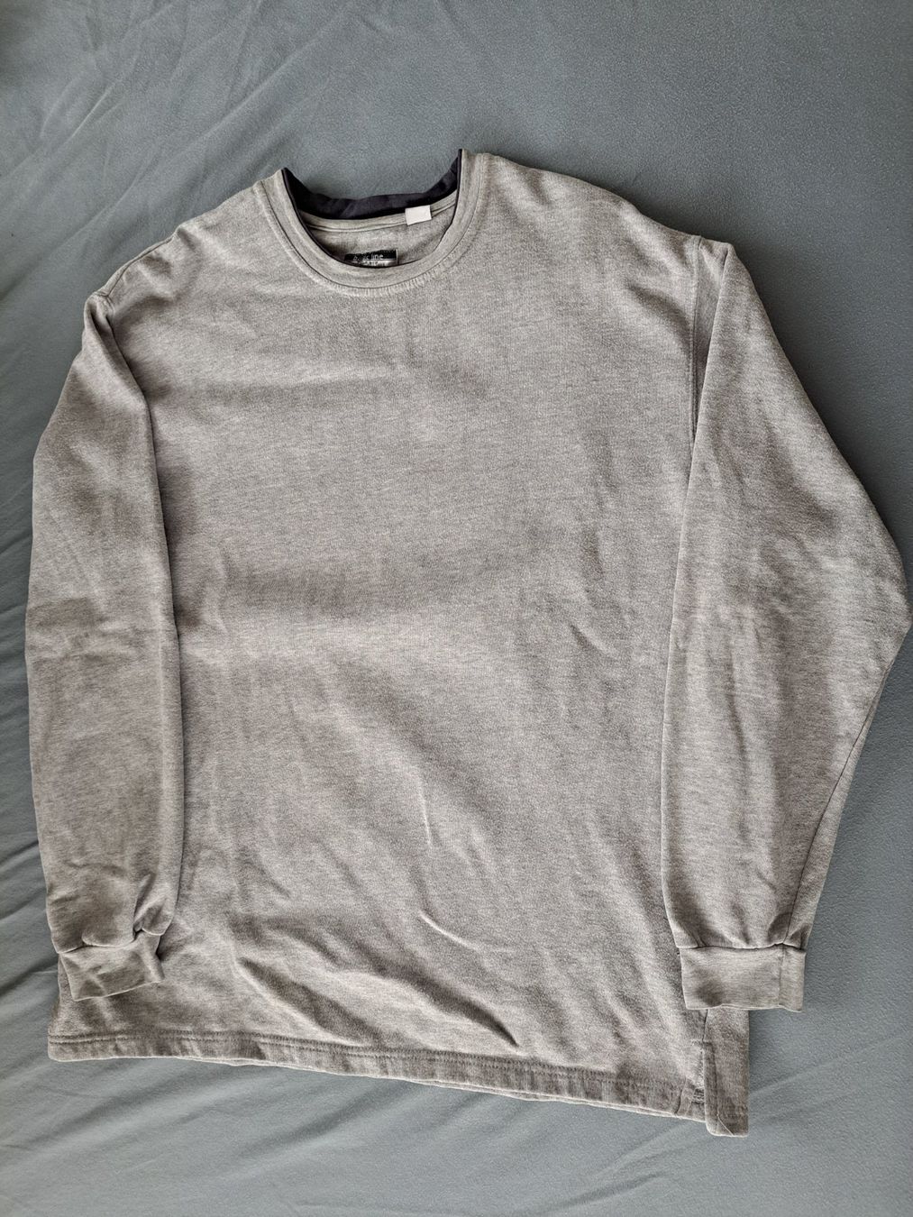 Maglioni & Felpe: Pull gris taille 52/54 – Usato da Tentlingen venduto da Dr_Snake