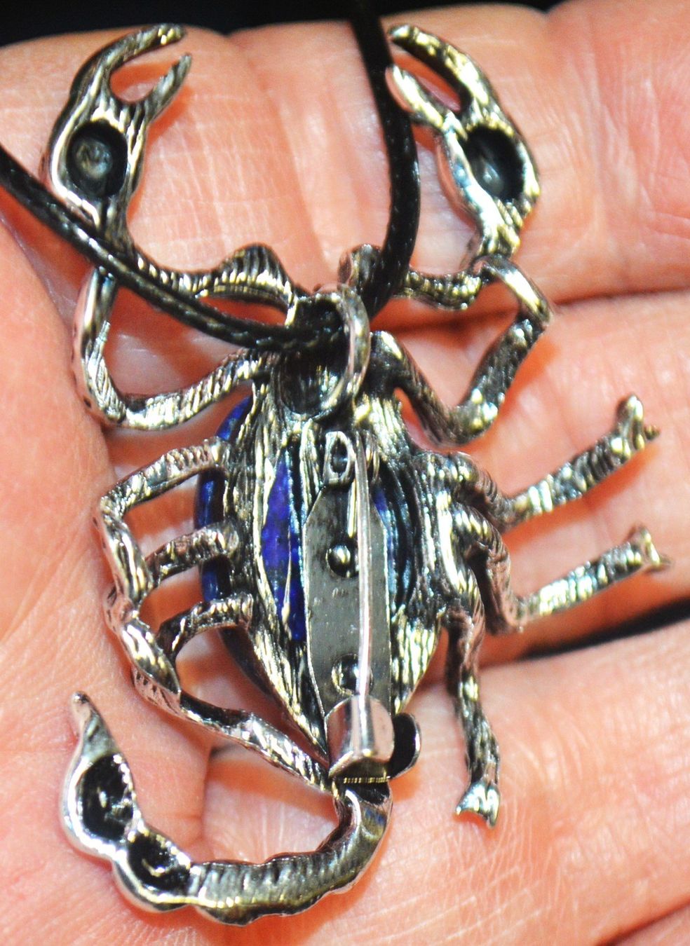 Spille & Fermagli: Brosche oder Halskette - G-756 - Skorpion – Lapislazuli – Nuovo e nell'imballaggio originale da Goldiwil (Thun) venduto da han_v5b7 3