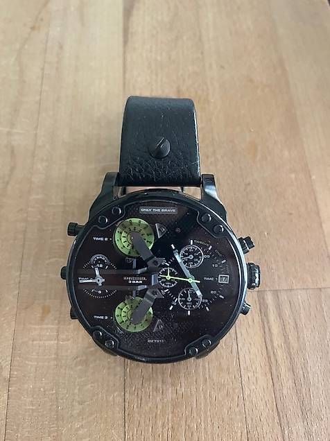 Coole Diesel Herrenuhr DZ7411 Chronograph Lederarmband sc... 1