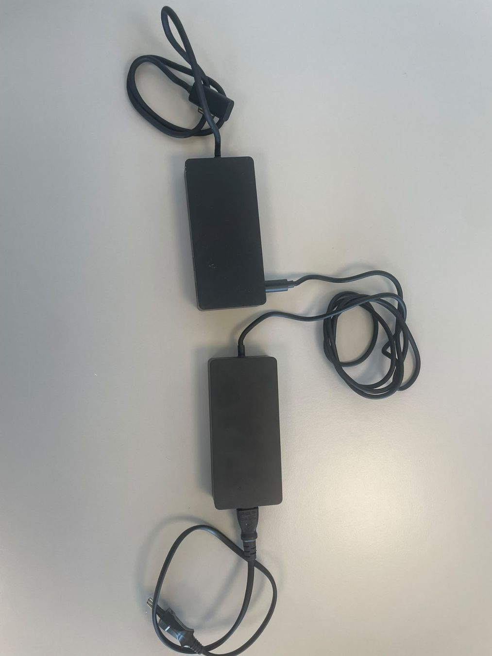 Microsoft Docking station: Microsoft Surface Dock inkl. Netzteil – Usato da Bern venduto da Mickito_ 1