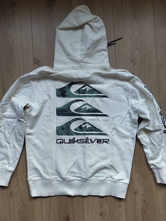 Maglioni & Felpe: Quiksilver Kapuzenpulli Grösse M mit Backprint – Usato da Küttigen venduto da SimiKimi7