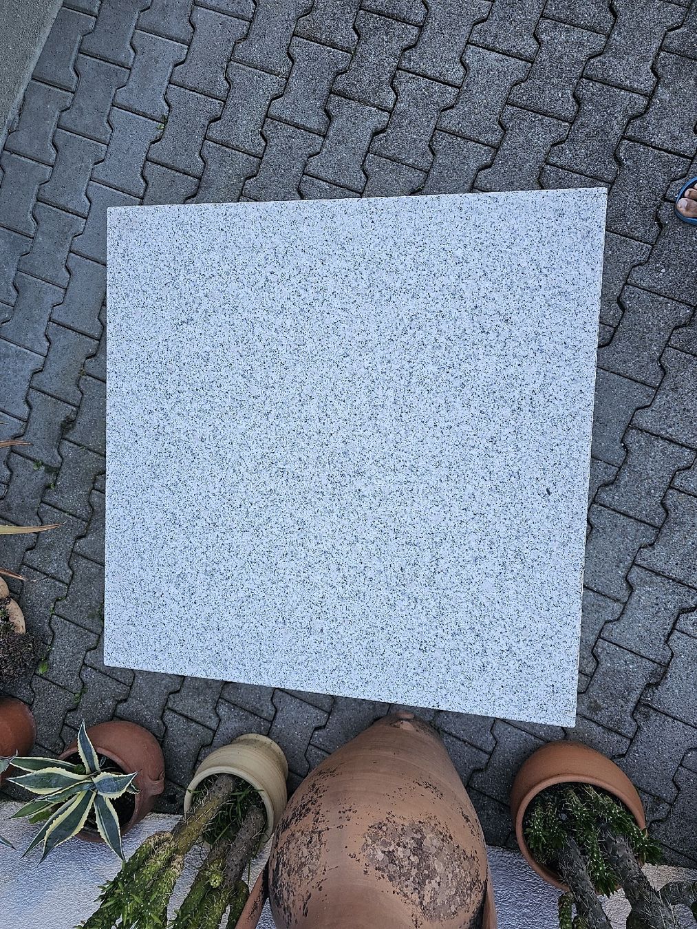 Tische: Granittisch Bistrotisch Gartentisch – Gebraucht aus Villnachern von hasta08 5
