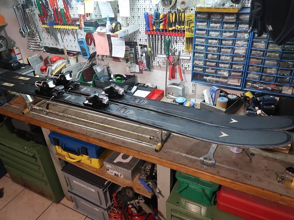 Skis: Ski Dynastar Freeride 90 M- Pro – Gebraucht aus La Chaux-de-Fonds von Criste 2