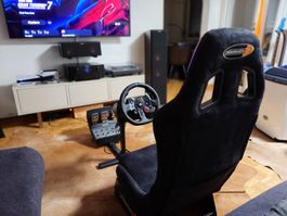 Playseat + Logitech G29 inkl. Manuell-Schaltung [PS4/PS5/PC]