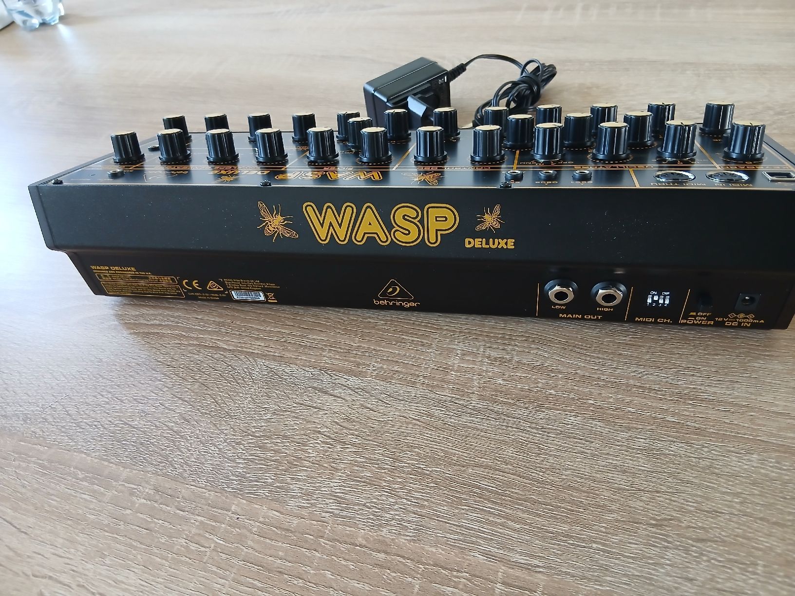 Instruments de musique: Behringer WASP DELUXE Analog Synthesizer OVP – Neuf (Voir description) à Othmarsingen par Studio15 2