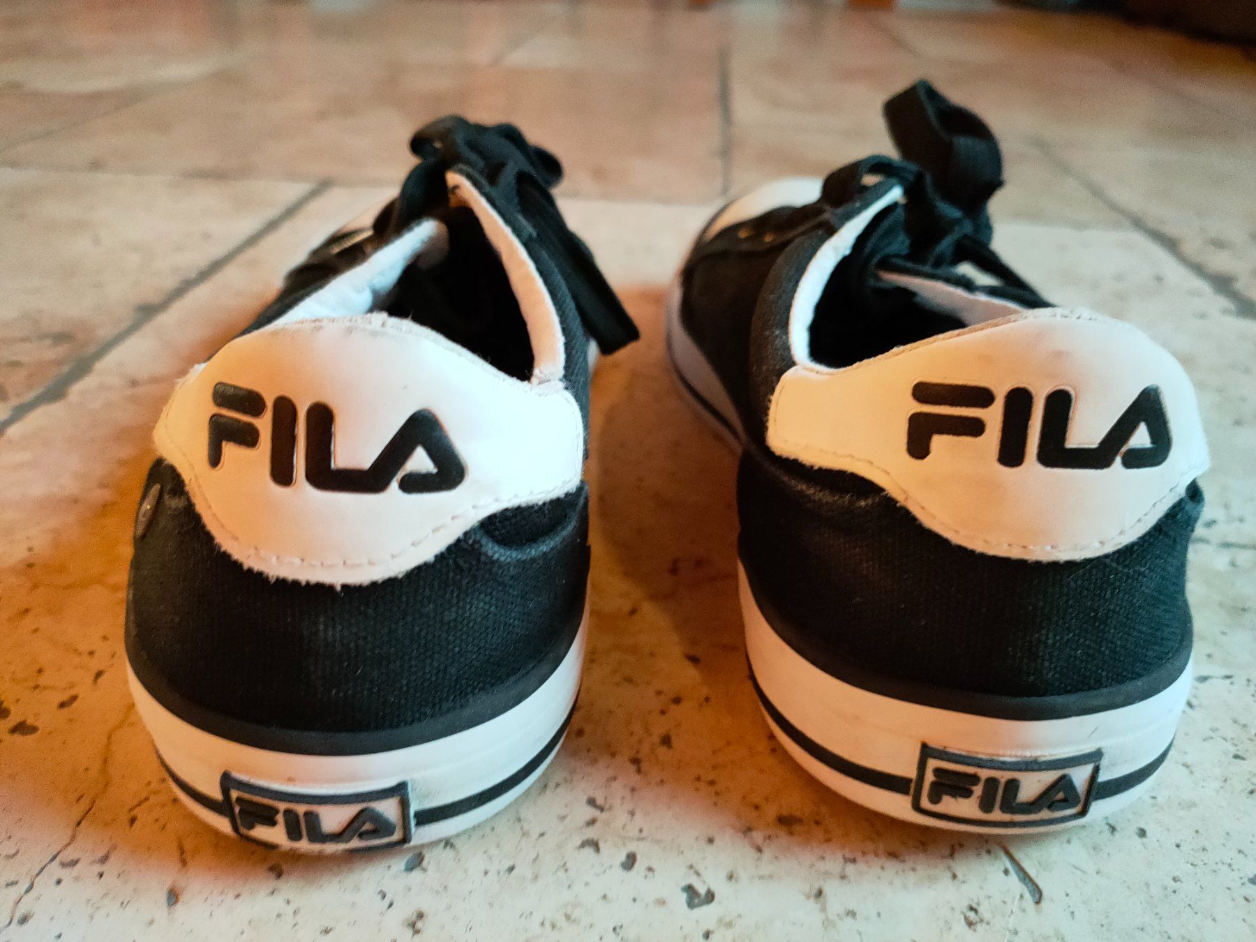 Fila Herrenschuhe: Fila Sneakers Gr. 38 – Gebraucht aus Les Moulins von alicia017 1