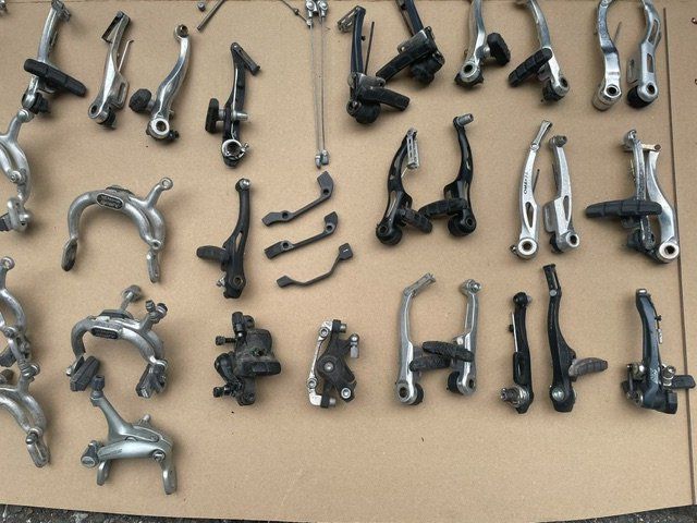 Pièces détachées: lot freins vélo – D'occasion à Ursy par DK8 5