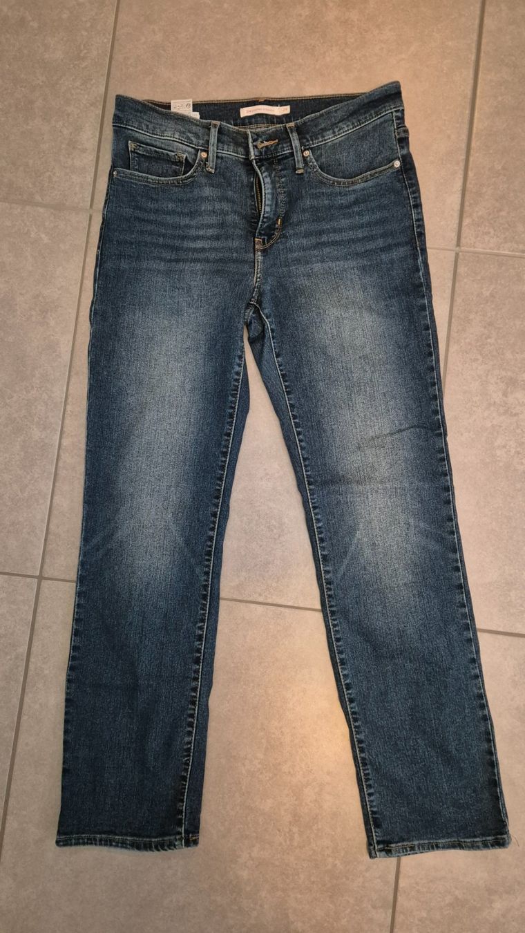 Levi's Jeans: Levis Jeans 314 Shaping Straight Grösse 29/ 30 – Usato da Bonstetten venduto da nahobo