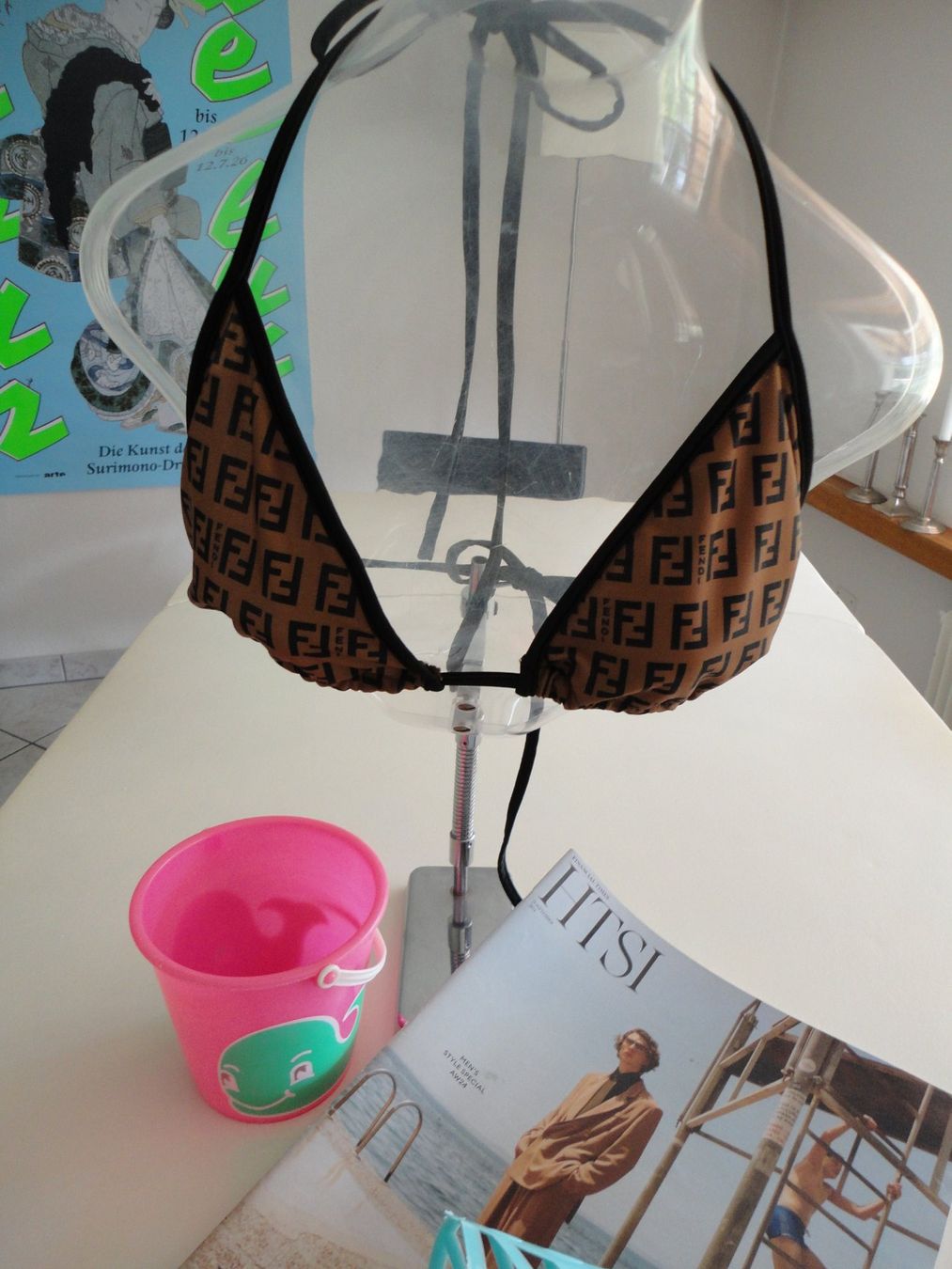 Fendi Maillots de bain & Bikinis: Fendi Bikini Oberteil braun FF Logo – D'occasion à Bonstetten par nat_tv99 2