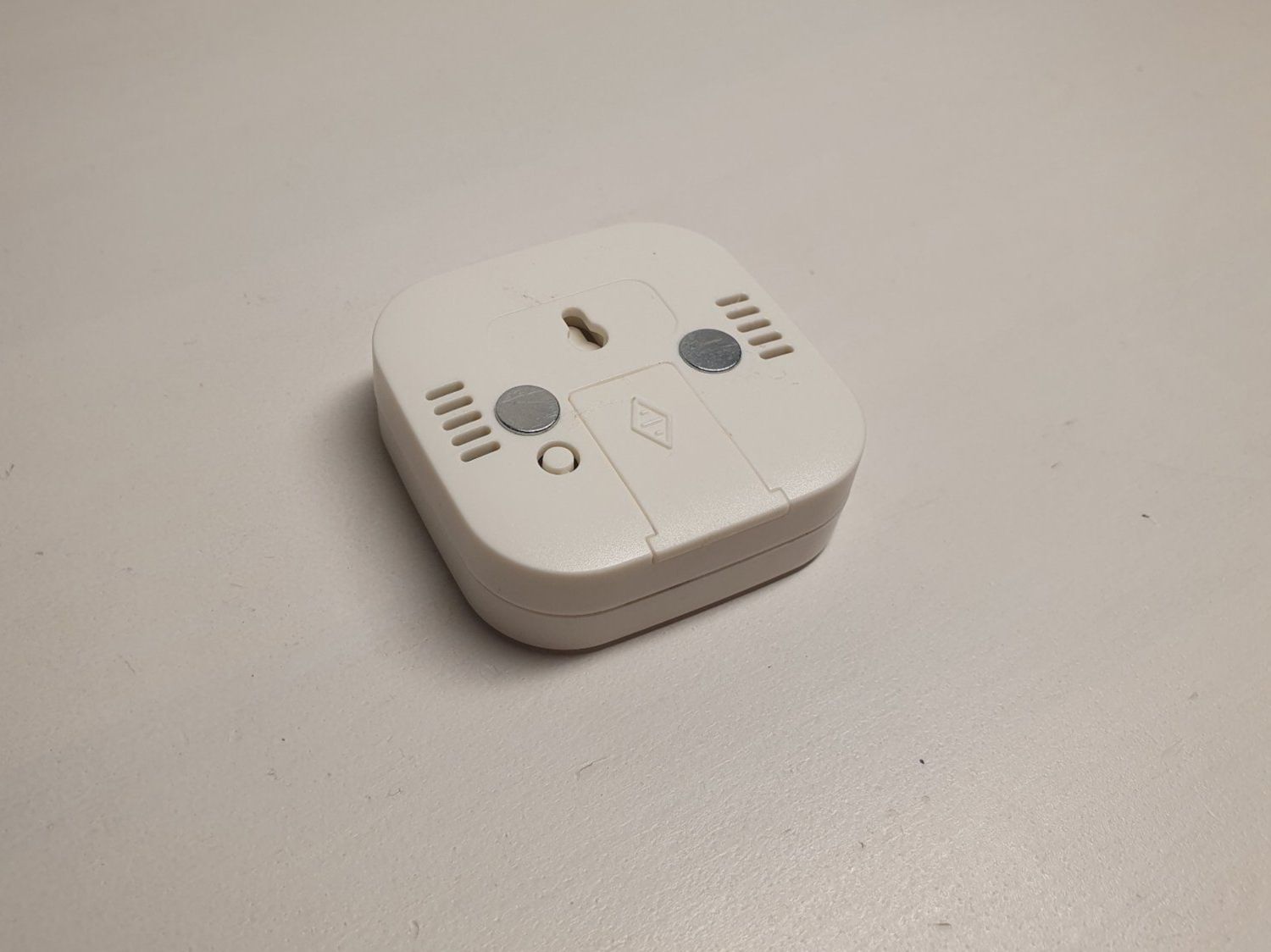 Altro per la casa: Digitales Thermo-Hygrometer, magnetisch – Nuovo e nell'imballaggio originale da Gossau SG venduto da Puch-tech 2